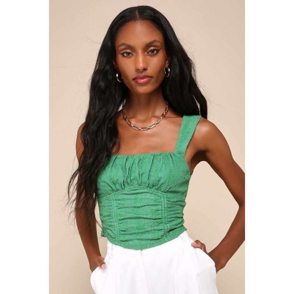 Lulus Adorable Always Green Textured Embroidered Sleeveless Crop Top - Size M